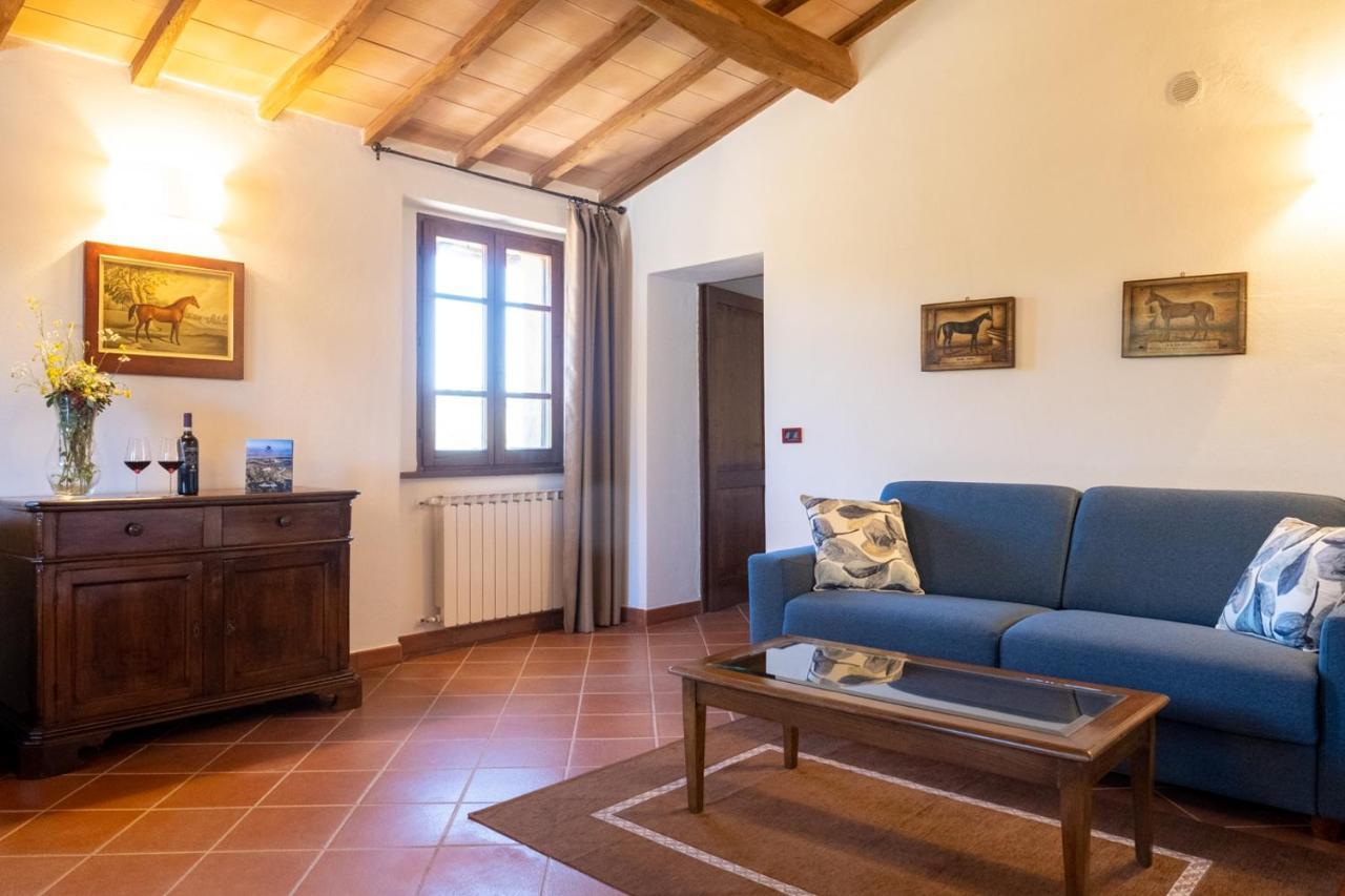 Podere Montale Il Borgo 세지아노 외부 사진