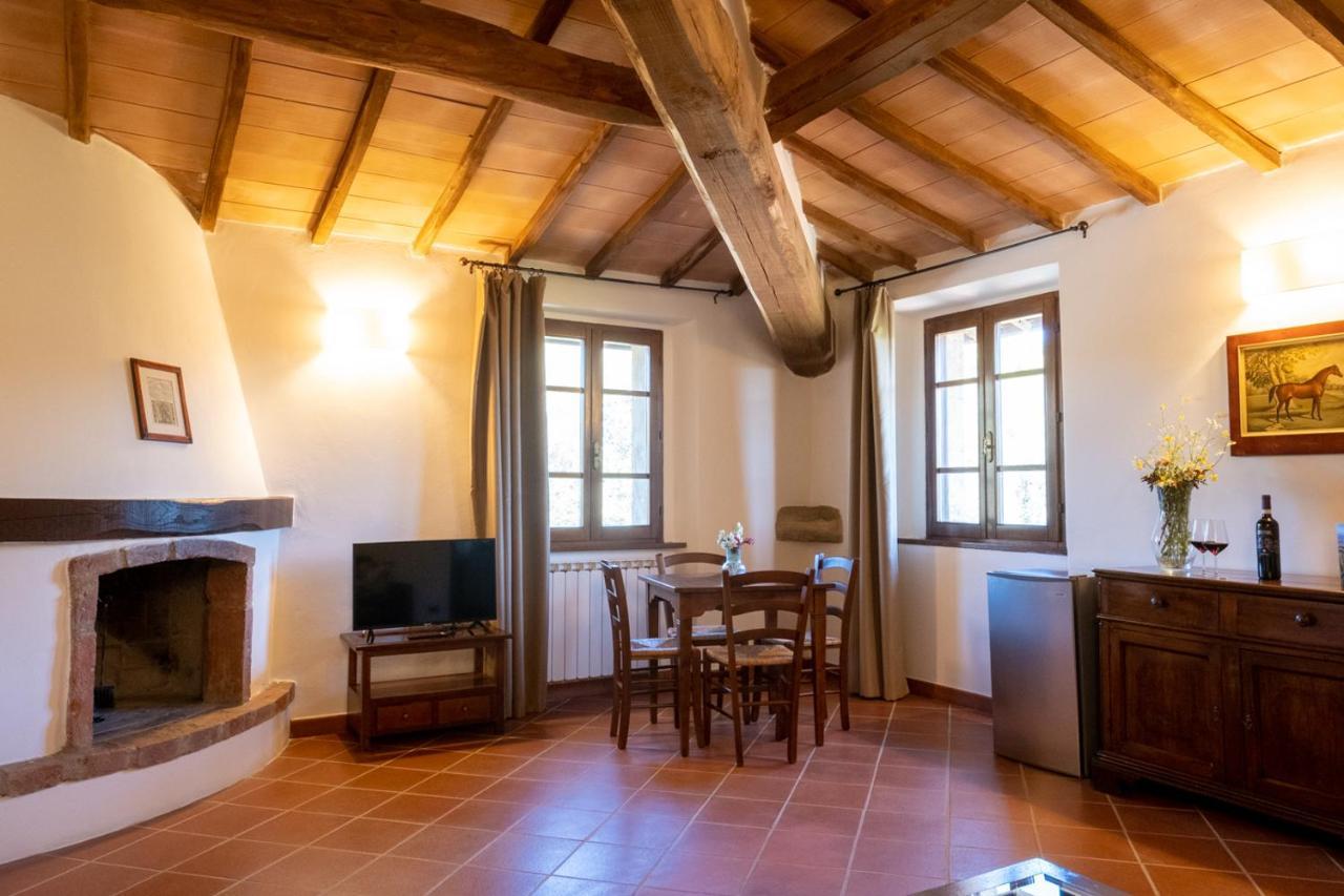 Podere Montale Il Borgo 세지아노 외부 사진