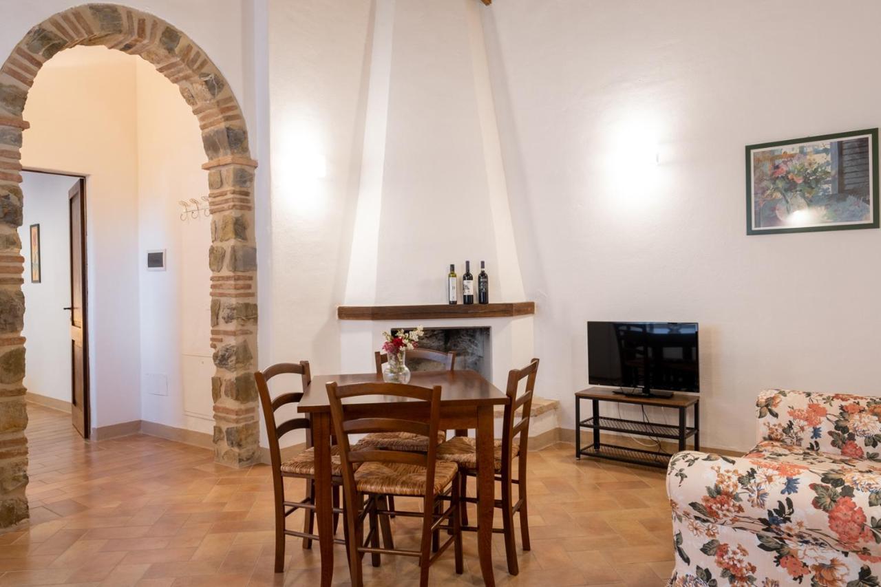 Podere Montale Il Borgo 세지아노 외부 사진