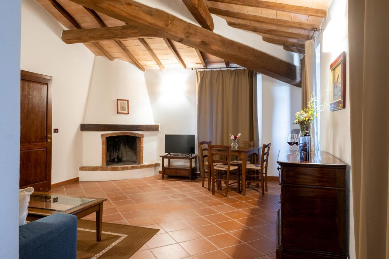Podere Montale Il Borgo 세지아노 외부 사진